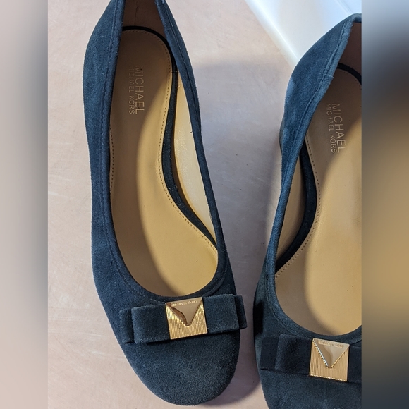 Michael Kors Block Heel Velvet Velour Pump Mary Jane - Picture 10 of 11